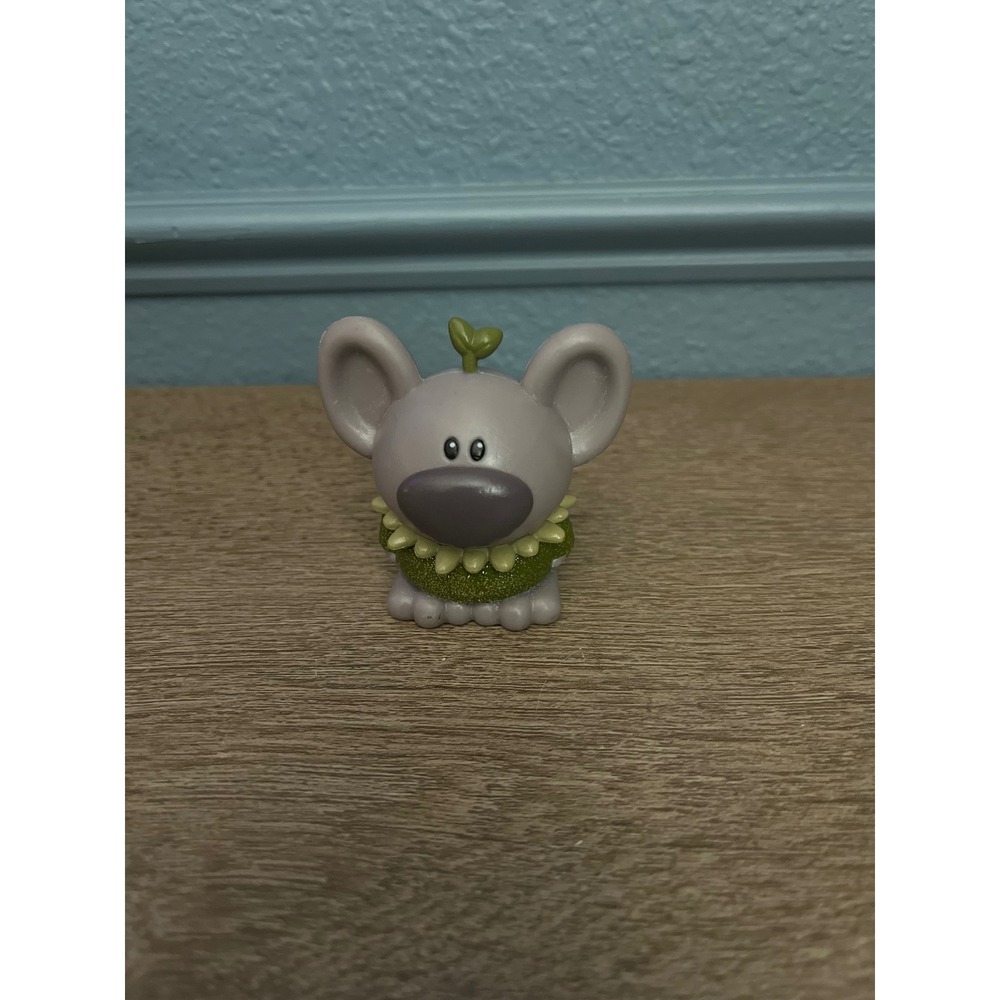 Cute‎ Mouse Plant Sprout Leaf Ears Green Collar Figurine Toy
